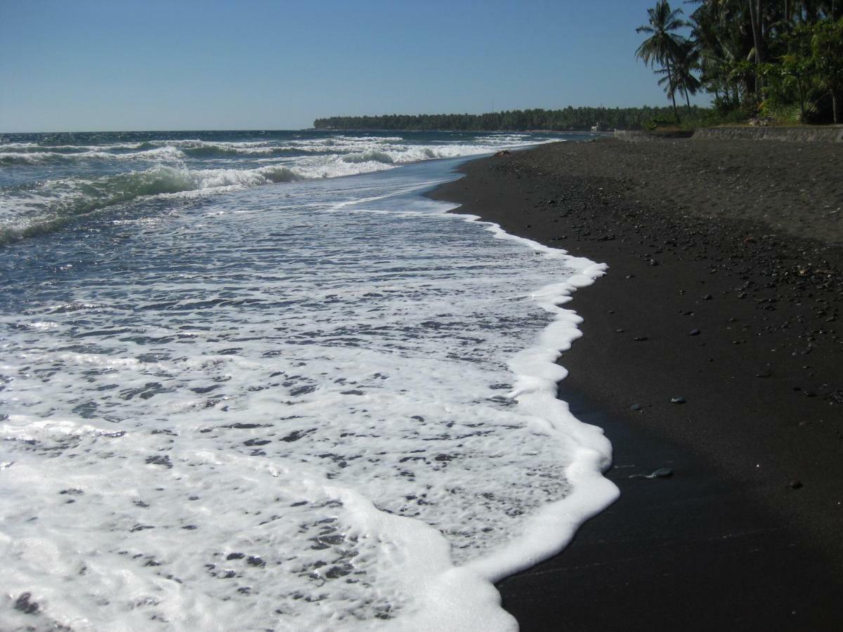 Bali Sandat Hotell Tejakula Exteriör bild